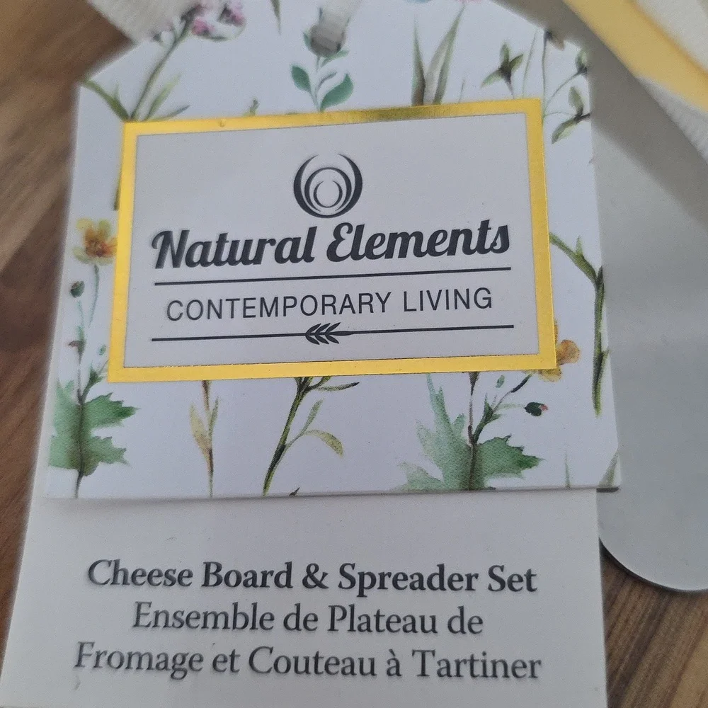Natural Elements Yellow and Brown Cheese Board & Spreader Set, NWT